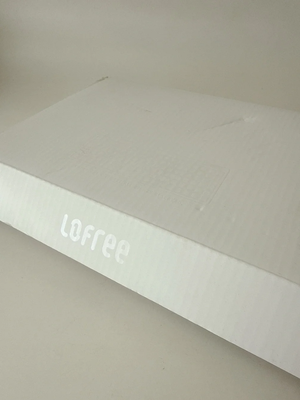 LOFREE Flow Lite Wireless Mechanical Keyboard 100-Key 96% Off-White Low Profile